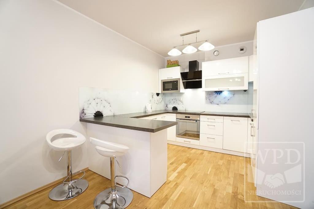 Modern Apartment-City Center-New Building-Garage فروتسواف المظهر الخارجي الصورة